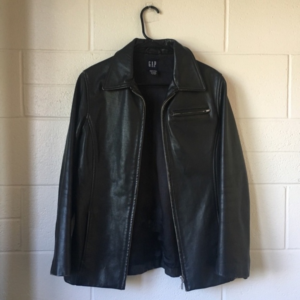 Gap Women's  Leather Jacket Size 12 (Large)